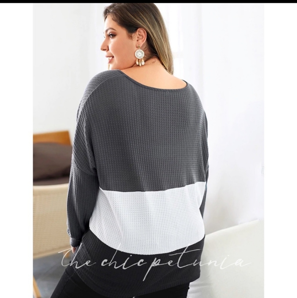 Plus Size Color Block Waffle Top - Picture 3 of 5